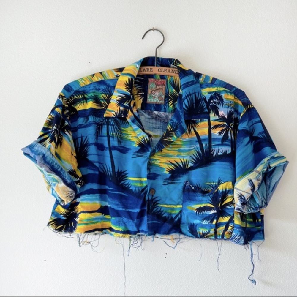 Cropped Hawaiian shirt‎